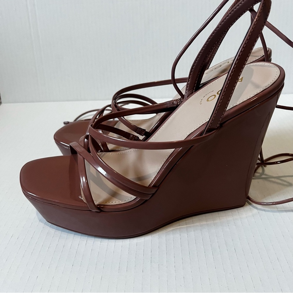 ALDO-NEW Brown/Mauve Shiny Strappy Wedges Size 8.5 - Picture 3 of 8